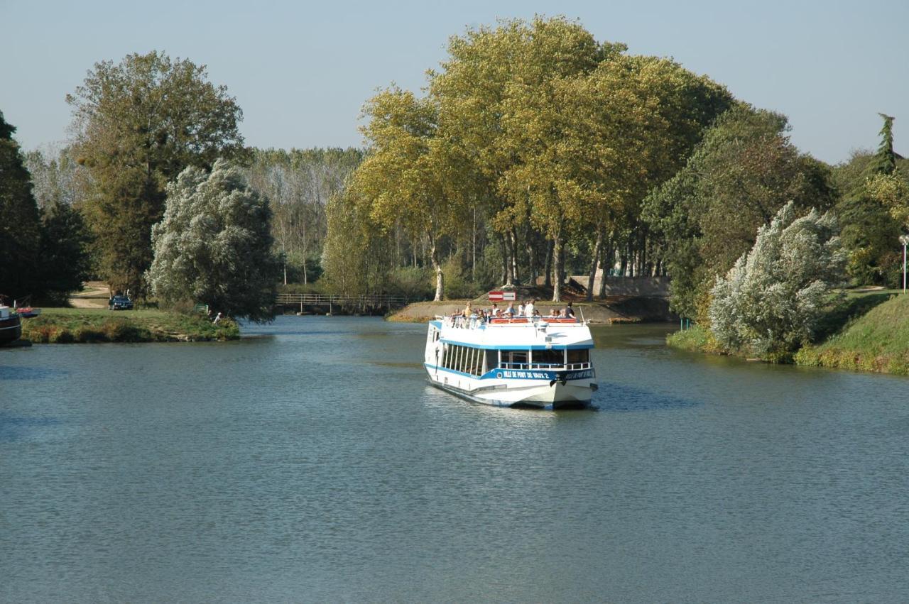 Onlycamp Camping Le Champ D'Ete Reyssouze Exterior foto