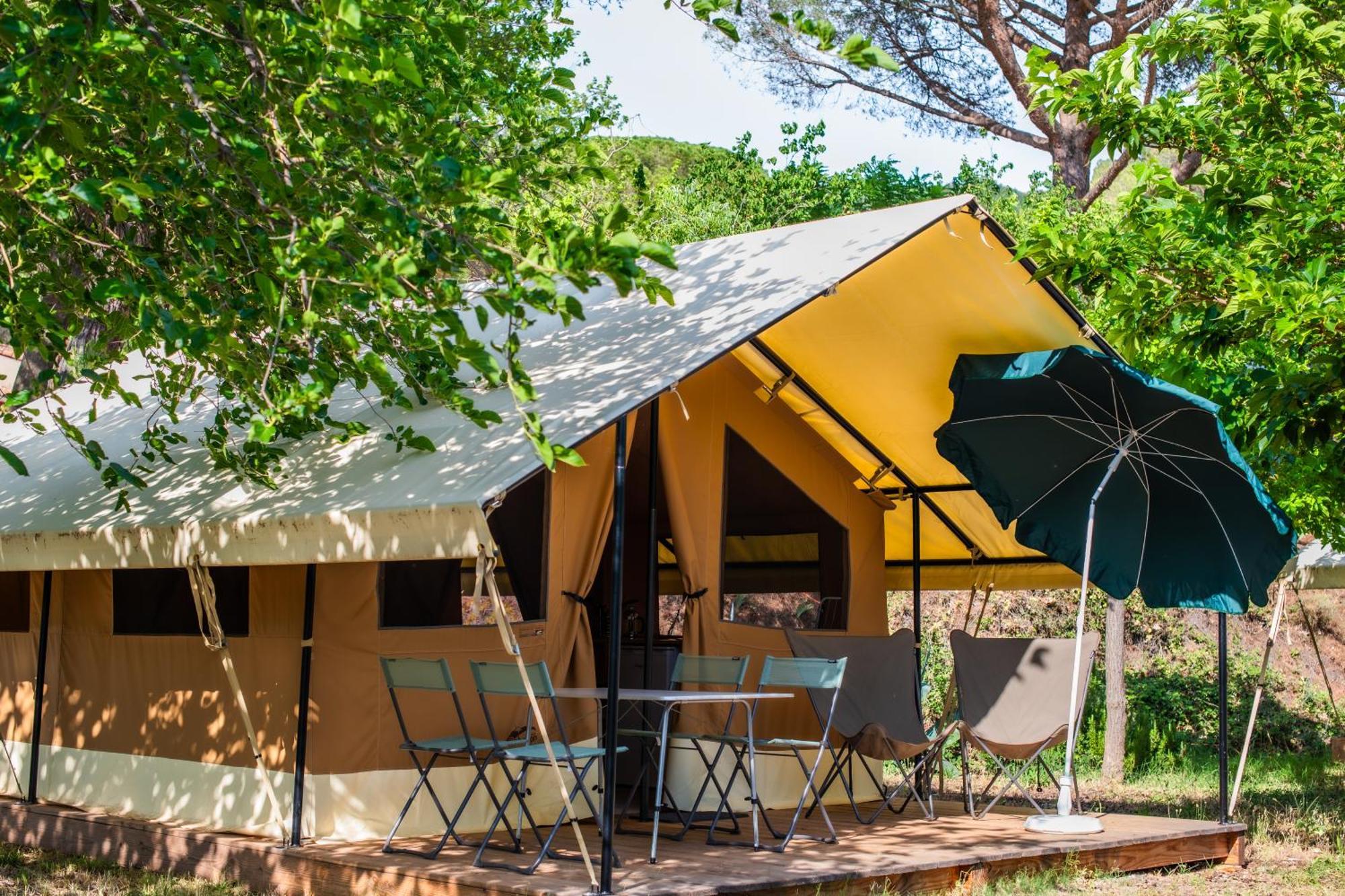 Onlycamp Camping Le Champ D'Ete Reyssouze Exterior foto